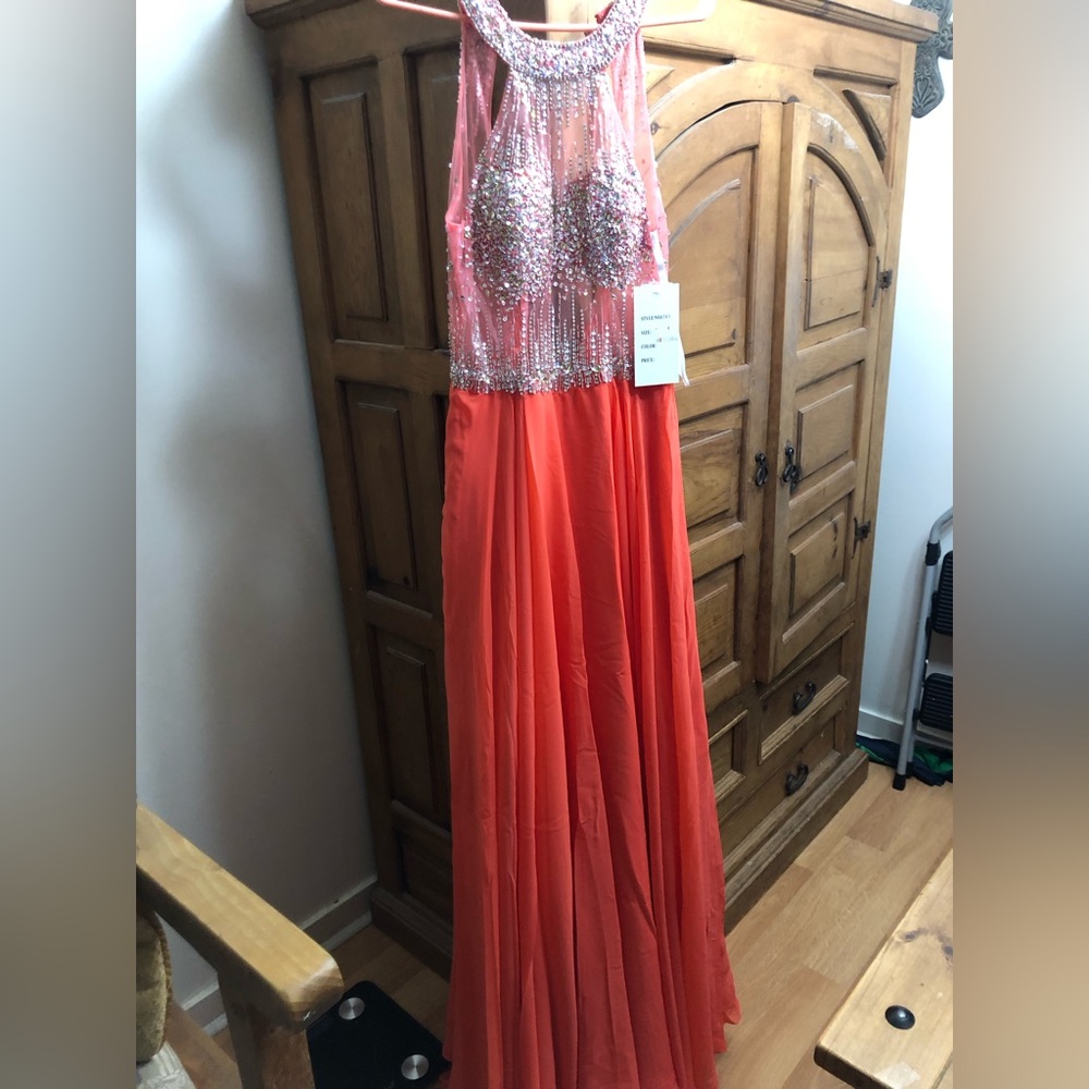 Prom dress.new with tags